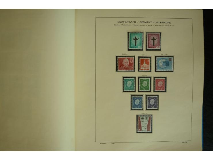 1945/2012, ungebrauchte/postfrische und gestempelte Sammlung, dabei Bizone mit besseren u.a. Mi.-Nr. 93I XG gestempelt mit Fo