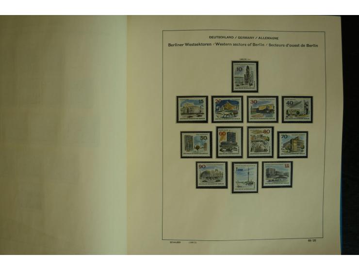 1945/2012, ungebrauchte/postfrische und gestempelte Sammlung, dabei Bizone mit besseren u.a. Mi.-Nr. 93I XG gestempelt mit Fo