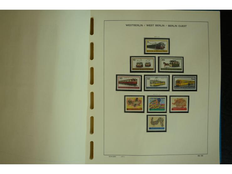 1945/2012, ungebrauchte/postfrische und gestempelte Sammlung, dabei Bizone mit besseren u.a. Mi.-Nr. 93I XG gestempelt mit Fo