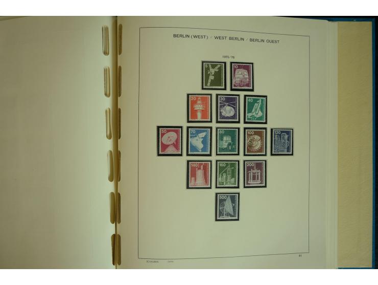 1945/2012, ungebrauchte/postfrische und gestempelte Sammlung, dabei Bizone mit besseren u.a. Mi.-Nr. 93I XG gestempelt mit Fo
