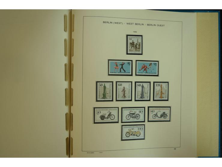 1945/2012, ungebrauchte/postfrische und gestempelte Sammlung, dabei Bizone mit besseren u.a. Mi.-Nr. 93I XG gestempelt mit Fo