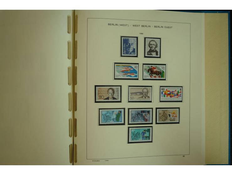1945/2012, ungebrauchte/postfrische und gestempelte Sammlung, dabei Bizone mit besseren u.a. Mi.-Nr. 93I XG gestempelt mit Fo