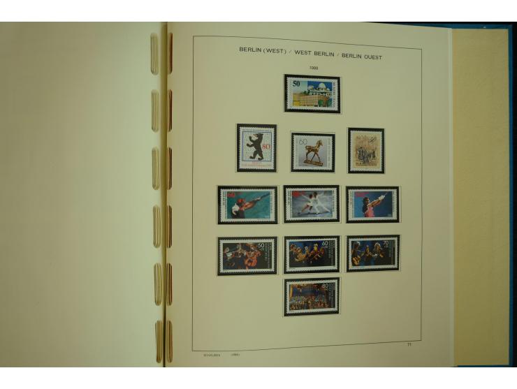 1945/2012, ungebrauchte/postfrische und gestempelte Sammlung, dabei Bizone mit besseren u.a. Mi.-Nr. 93I XG gestempelt mit Fo