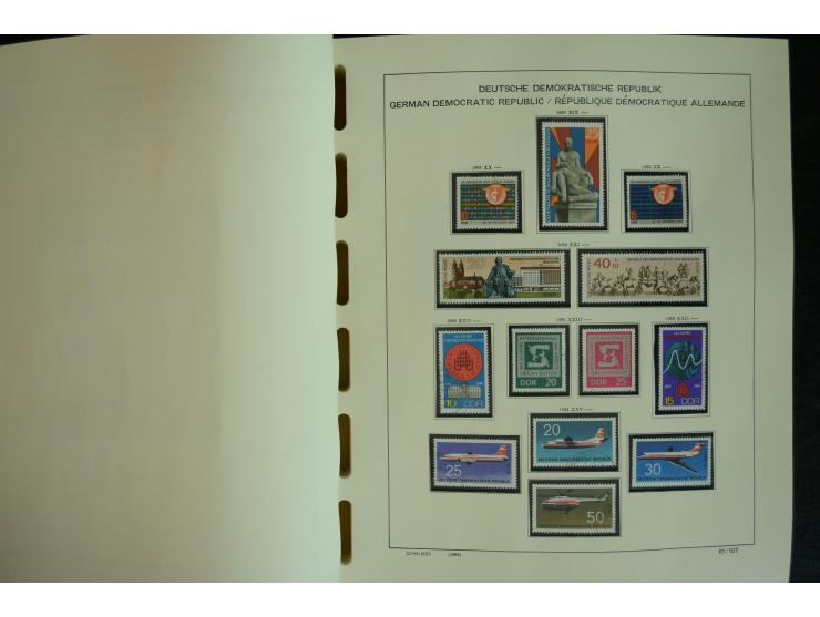 1945/2012, ungebrauchte/postfrische und gestempelte Sammlung, dabei Bizone mit besseren u.a. Mi.-Nr. 93I XG gestempelt mit Fo