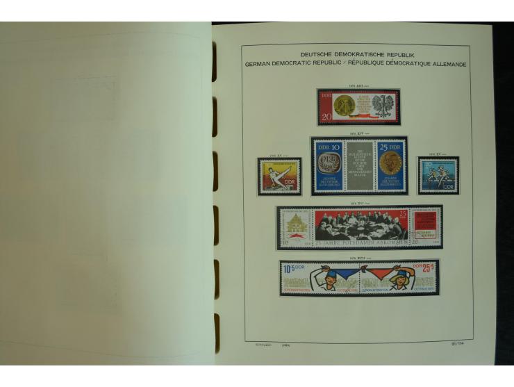 1945/2012, ungebrauchte/postfrische und gestempelte Sammlung, dabei Bizone mit besseren u.a. Mi.-Nr. 93I XG gestempelt mit Fo