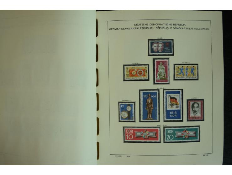 1945/2012, ungebrauchte/postfrische und gestempelte Sammlung, dabei Bizone mit besseren u.a. Mi.-Nr. 93I XG gestempelt mit Fo
