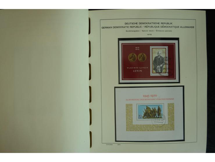 1945/2012, ungebrauchte/postfrische und gestempelte Sammlung, dabei Bizone mit besseren u.a. Mi.-Nr. 93I XG gestempelt mit Fo