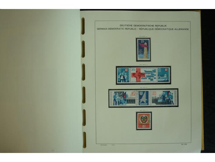 1945/2012, ungebrauchte/postfrische und gestempelte Sammlung, dabei Bizone mit besseren u.a. Mi.-Nr. 93I XG gestempelt mit Fo