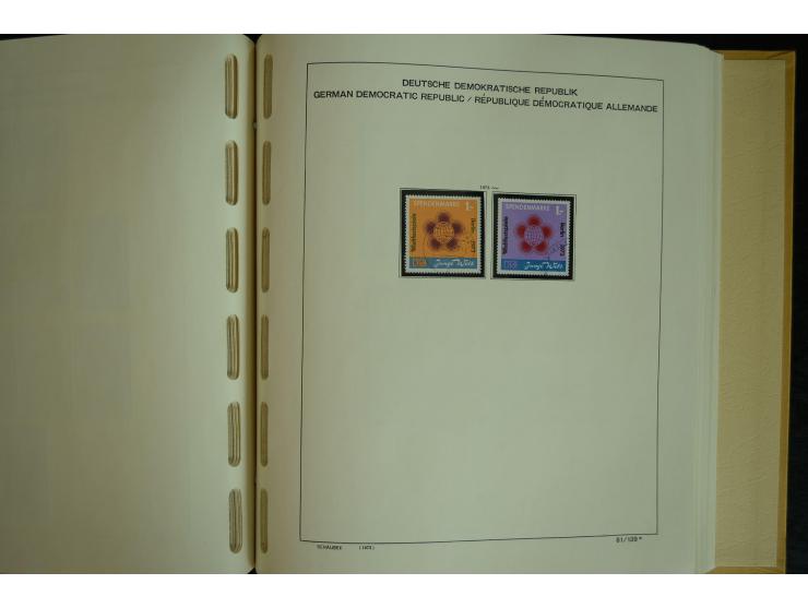 1945/2012, ungebrauchte/postfrische und gestempelte Sammlung, dabei Bizone mit besseren u.a. Mi.-Nr. 93I XG gestempelt mit Fo