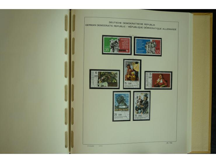 1945/2012, ungebrauchte/postfrische und gestempelte Sammlung, dabei Bizone mit besseren u.a. Mi.-Nr. 93I XG gestempelt mit Fo