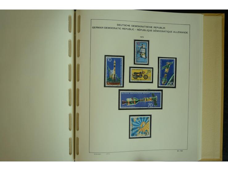 1945/2012, ungebrauchte/postfrische und gestempelte Sammlung, dabei Bizone mit besseren u.a. Mi.-Nr. 93I XG gestempelt mit Fo