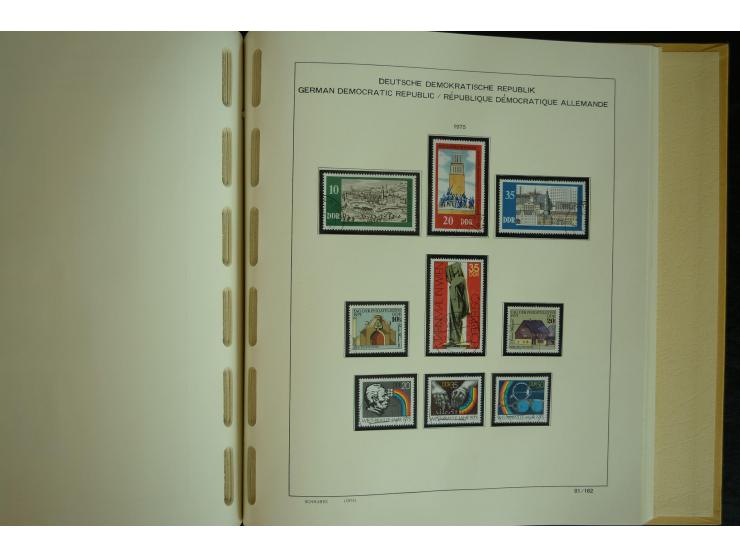 1945/2012, ungebrauchte/postfrische und gestempelte Sammlung, dabei Bizone mit besseren u.a. Mi.-Nr. 93I XG gestempelt mit Fo