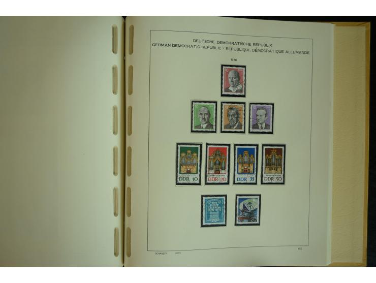 1945/2012, ungebrauchte/postfrische und gestempelte Sammlung, dabei Bizone mit besseren u.a. Mi.-Nr. 93I XG gestempelt mit Fo
