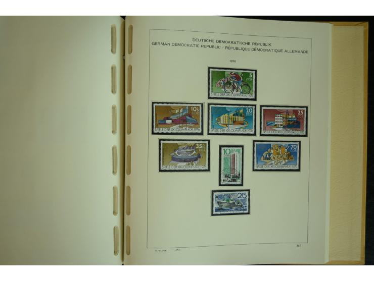 1945/2012, ungebrauchte/postfrische und gestempelte Sammlung, dabei Bizone mit besseren u.a. Mi.-Nr. 93I XG gestempelt mit Fo