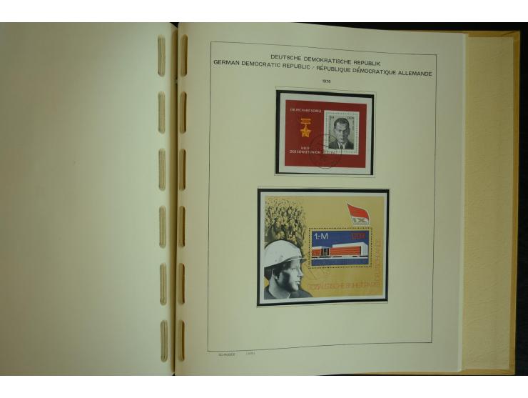 1945/2012, ungebrauchte/postfrische und gestempelte Sammlung, dabei Bizone mit besseren u.a. Mi.-Nr. 93I XG gestempelt mit Fo