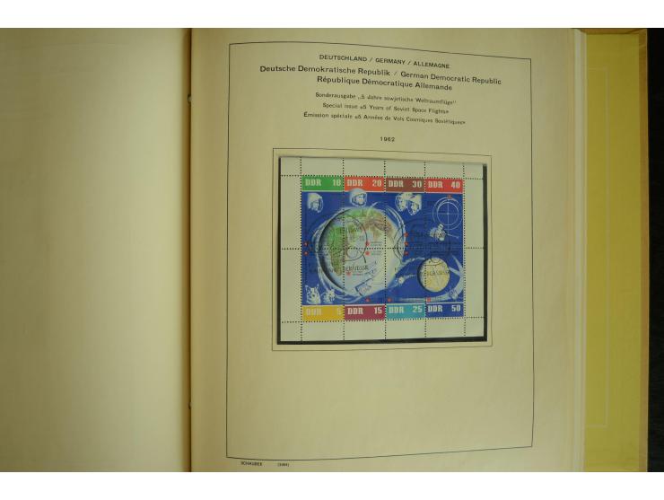 1945/2012, ungebrauchte/postfrische und gestempelte Sammlung, dabei Bizone mit besseren u.a. Mi.-Nr. 93I XG gestempelt mit Fo