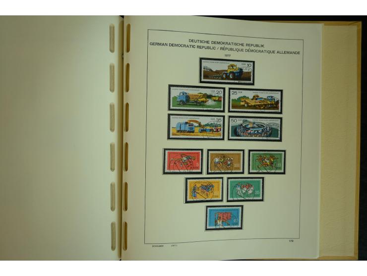 1945/2012, ungebrauchte/postfrische und gestempelte Sammlung, dabei Bizone mit besseren u.a. Mi.-Nr. 93I XG gestempelt mit Fo