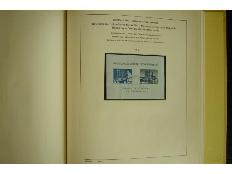 1945/2012, ungebrauchte/postfrische und gestempelte Sammlung, dabei Bizone mit besseren u.a. Mi.-Nr. 93I XG gestempelt mit Fo