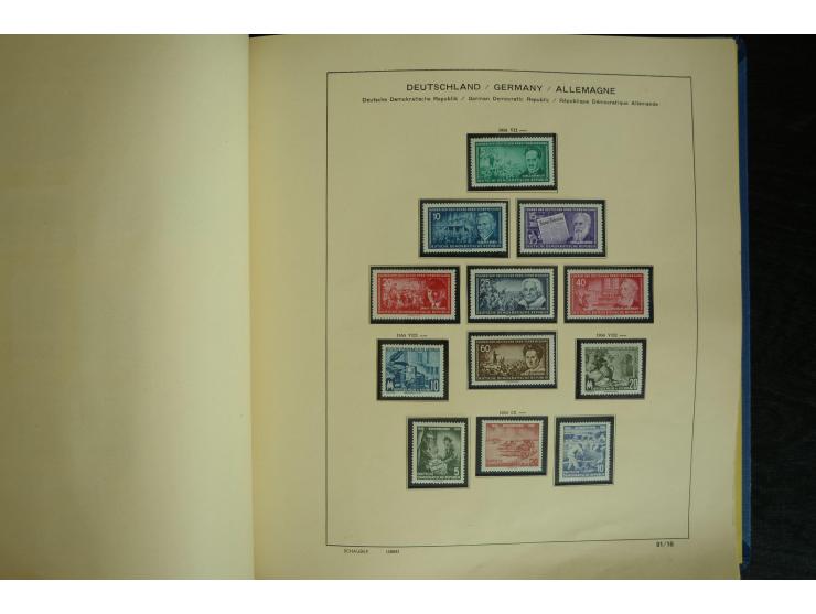 1945/2012, ungebrauchte/postfrische und gestempelte Sammlung, dabei Bizone mit besseren u.a. Mi.-Nr. 93I XG gestempelt mit Fo
