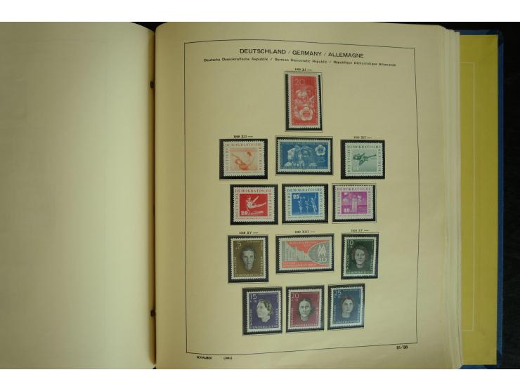 1945/2012, ungebrauchte/postfrische und gestempelte Sammlung, dabei Bizone mit besseren u.a. Mi.-Nr. 93I XG gestempelt mit Fo