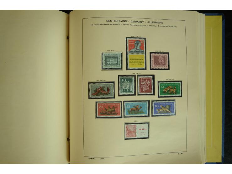 1945/2012, ungebrauchte/postfrische und gestempelte Sammlung, dabei Bizone mit besseren u.a. Mi.-Nr. 93I XG gestempelt mit Fo