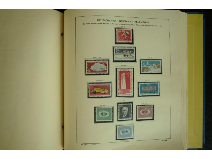 1945/2012, ungebrauchte/postfrische und gestempelte Sammlung, dabei Bizone mit besseren u.a. Mi.-Nr. 93I XG gestempelt mit Fo