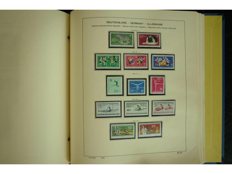1945/2012, ungebrauchte/postfrische und gestempelte Sammlung, dabei Bizone mit besseren u.a. Mi.-Nr. 93I XG gestempelt mit Fo
