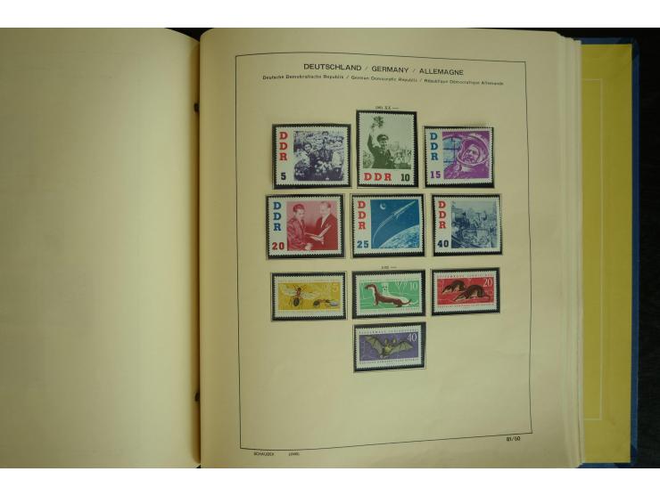 1945/2012, ungebrauchte/postfrische und gestempelte Sammlung, dabei Bizone mit besseren u.a. Mi.-Nr. 93I XG gestempelt mit Fo