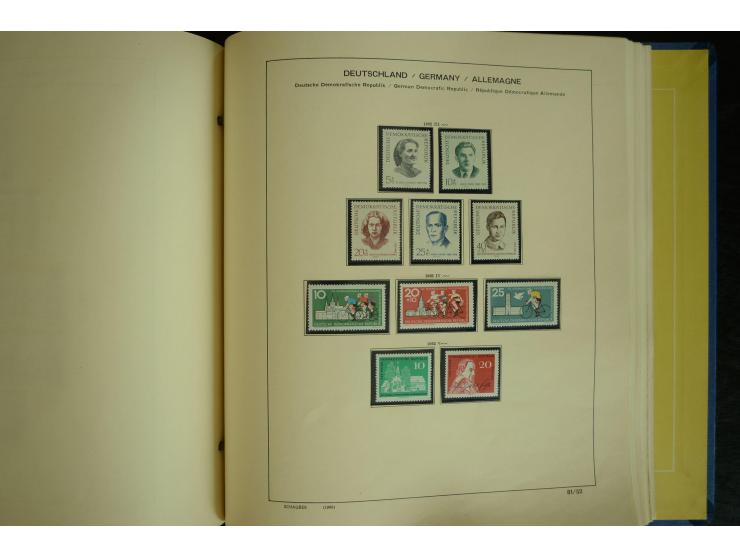 1945/2012, ungebrauchte/postfrische und gestempelte Sammlung, dabei Bizone mit besseren u.a. Mi.-Nr. 93I XG gestempelt mit Fo
