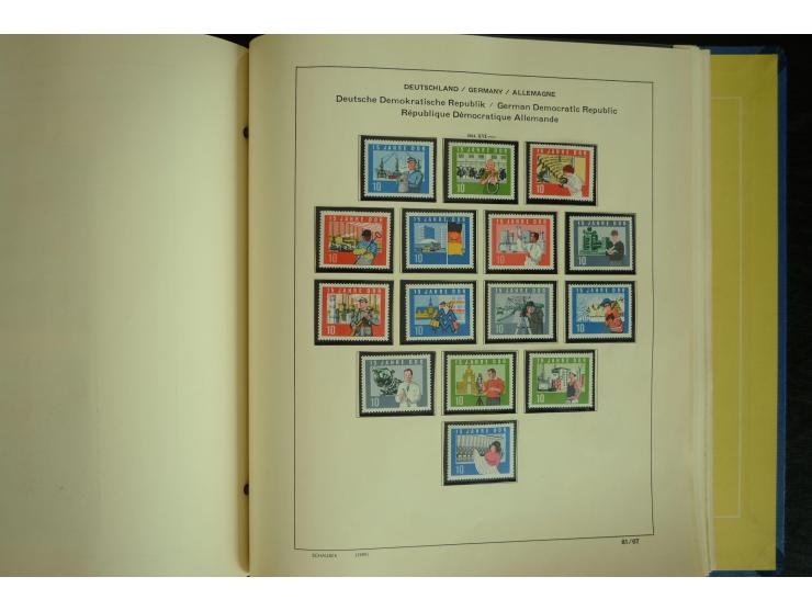 1945/2012, ungebrauchte/postfrische und gestempelte Sammlung, dabei Bizone mit besseren u.a. Mi.-Nr. 93I XG gestempelt mit Fo