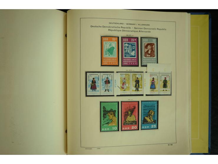 1945/2012, ungebrauchte/postfrische und gestempelte Sammlung, dabei Bizone mit besseren u.a. Mi.-Nr. 93I XG gestempelt mit Fo