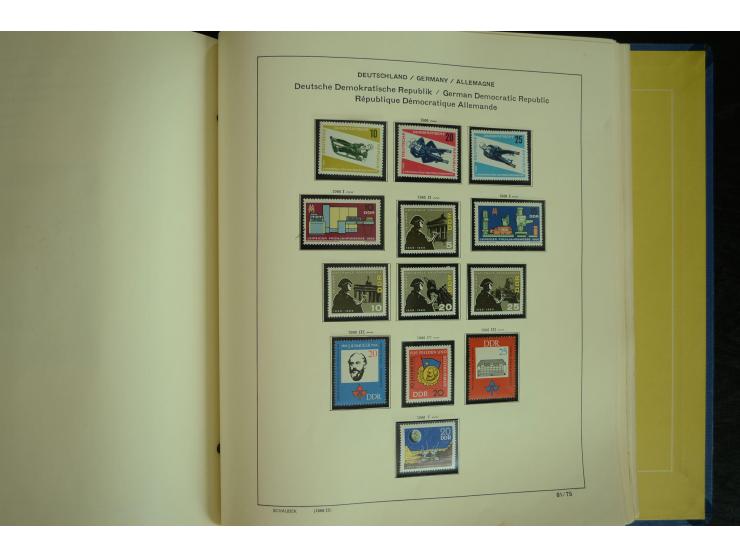 1945/2012, ungebrauchte/postfrische und gestempelte Sammlung, dabei Bizone mit besseren u.a. Mi.-Nr. 93I XG gestempelt mit Fo