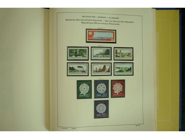 1945/2012, ungebrauchte/postfrische und gestempelte Sammlung, dabei Bizone mit besseren u.a. Mi.-Nr. 93I XG gestempelt mit Fo