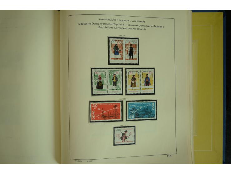 1945/2012, ungebrauchte/postfrische und gestempelte Sammlung, dabei Bizone mit besseren u.a. Mi.-Nr. 93I XG gestempelt mit Fo