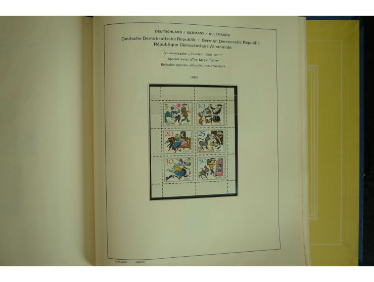 1945/2012, ungebrauchte/postfrische und gestempelte Sammlung, dabei Bizone mit besseren u.a. Mi.-Nr. 93I XG gestempelt mit Fo