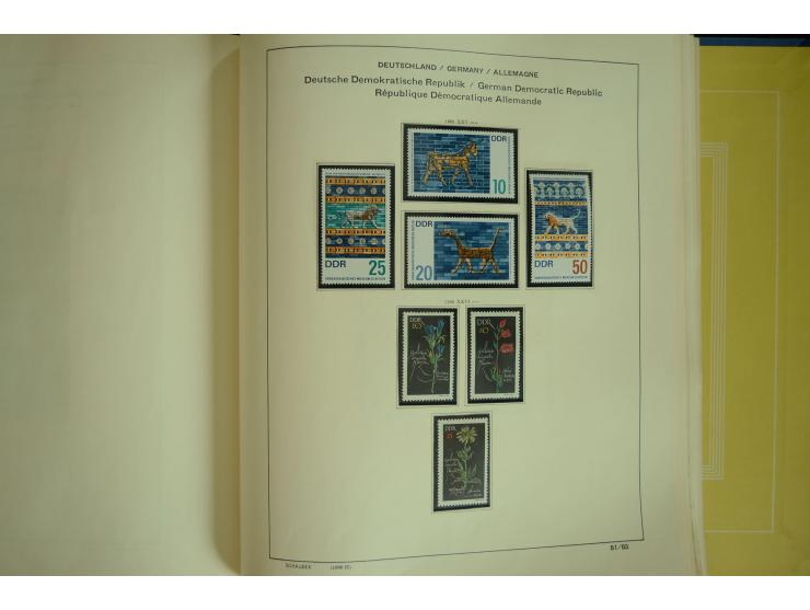 1945/2012, ungebrauchte/postfrische und gestempelte Sammlung, dabei Bizone mit besseren u.a. Mi.-Nr. 93I XG gestempelt mit Fo