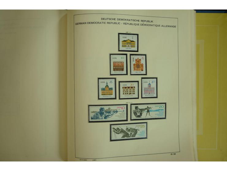 1945/2012, ungebrauchte/postfrische und gestempelte Sammlung, dabei Bizone mit besseren u.a. Mi.-Nr. 93I XG gestempelt mit Fo