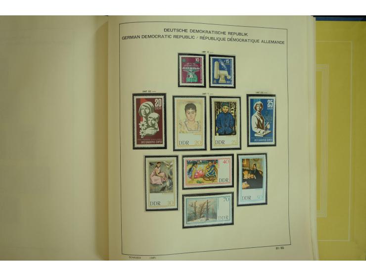 1945/2012, ungebrauchte/postfrische und gestempelte Sammlung, dabei Bizone mit besseren u.a. Mi.-Nr. 93I XG gestempelt mit Fo