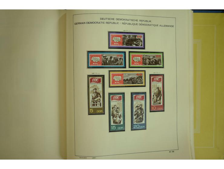 1945/2012, ungebrauchte/postfrische und gestempelte Sammlung, dabei Bizone mit besseren u.a. Mi.-Nr. 93I XG gestempelt mit Fo