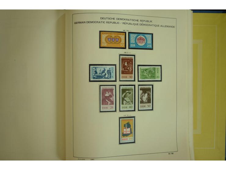 1945/2012, ungebrauchte/postfrische und gestempelte Sammlung, dabei Bizone mit besseren u.a. Mi.-Nr. 93I XG gestempelt mit Fo