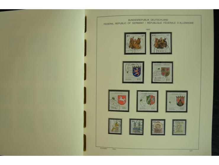 1945/2012, ungebrauchte/postfrische und gestempelte Sammlung, dabei Bizone mit besseren u.a. Mi.-Nr. 93I XG gestempelt mit Fo