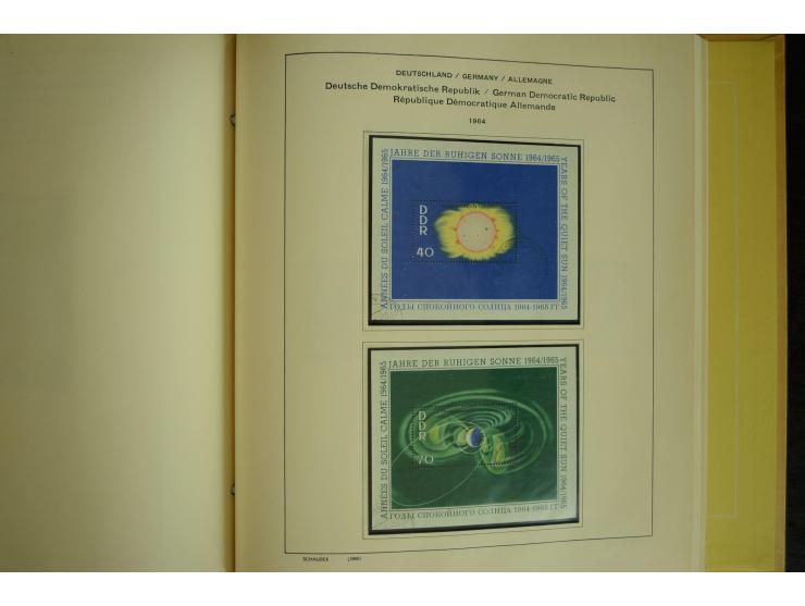 1945/2012, ungebrauchte/postfrische und gestempelte Sammlung, dabei Bizone mit besseren u.a. Mi.-Nr. 93I XG gestempelt mit Fo