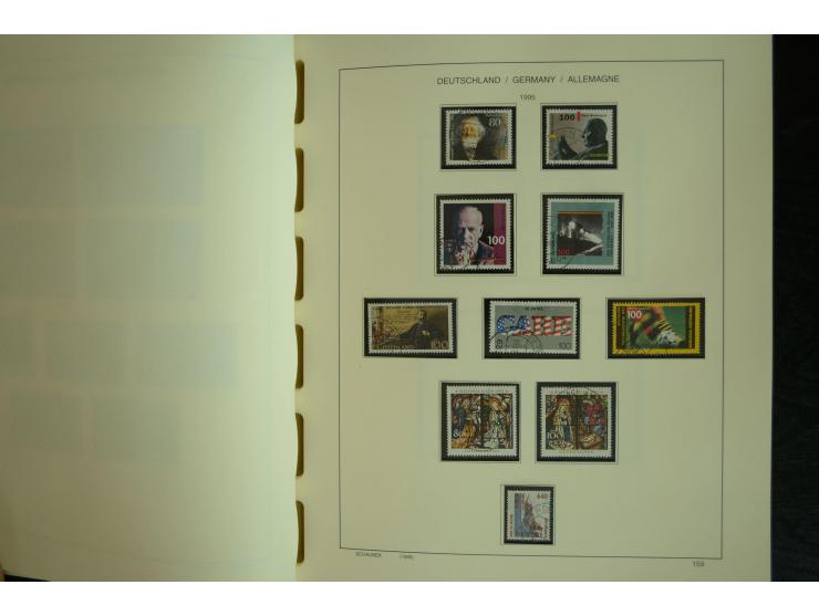 1945/2012, ungebrauchte/postfrische und gestempelte Sammlung, dabei Bizone mit besseren u.a. Mi.-Nr. 93I XG gestempelt mit Fo