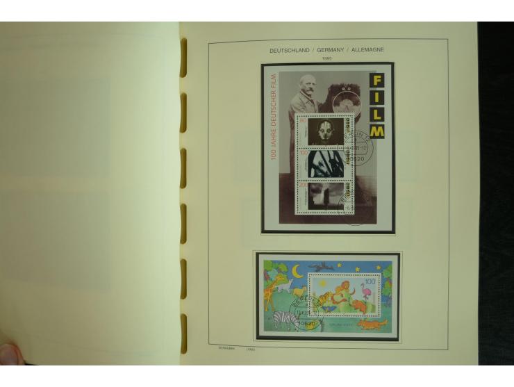 1945/2012, ungebrauchte/postfrische und gestempelte Sammlung, dabei Bizone mit besseren u.a. Mi.-Nr. 93I XG gestempelt mit Fo