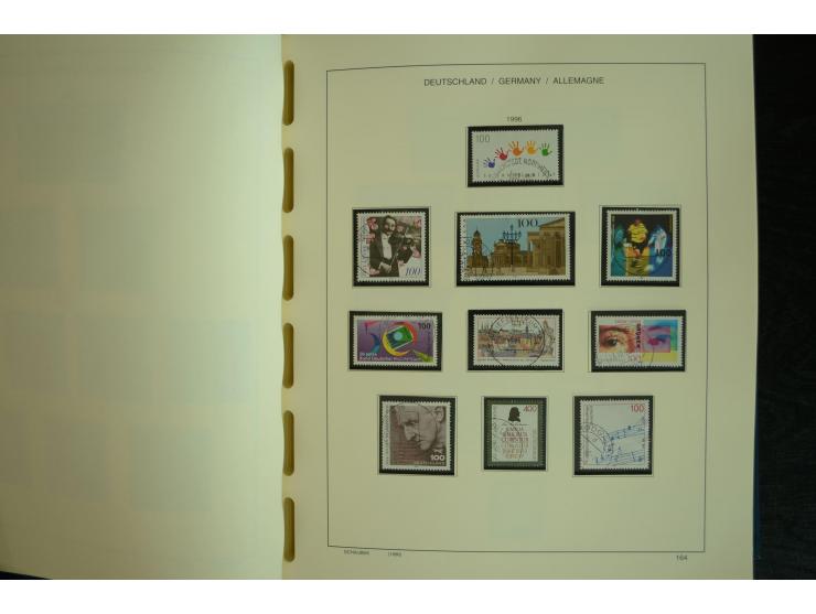 1945/2012, ungebrauchte/postfrische und gestempelte Sammlung, dabei Bizone mit besseren u.a. Mi.-Nr. 93I XG gestempelt mit Fo