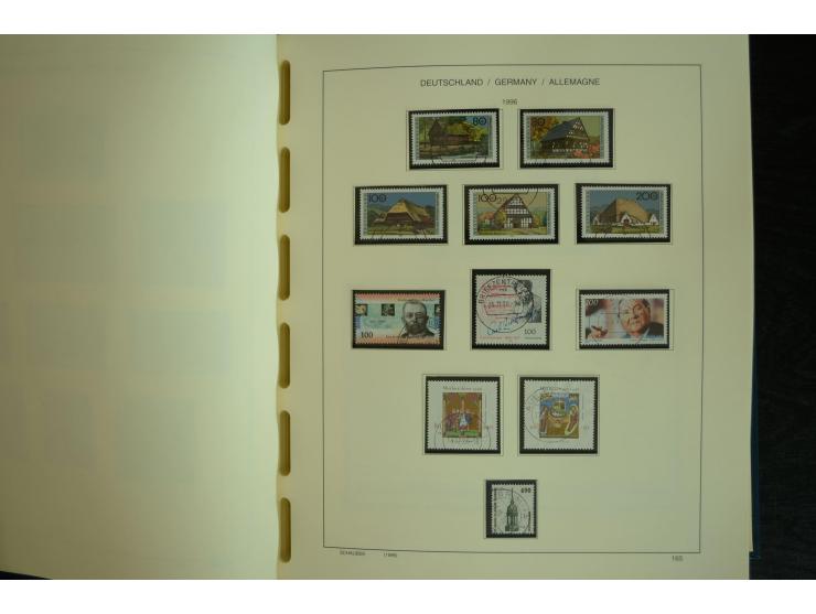 1945/2012, ungebrauchte/postfrische und gestempelte Sammlung, dabei Bizone mit besseren u.a. Mi.-Nr. 93I XG gestempelt mit Fo