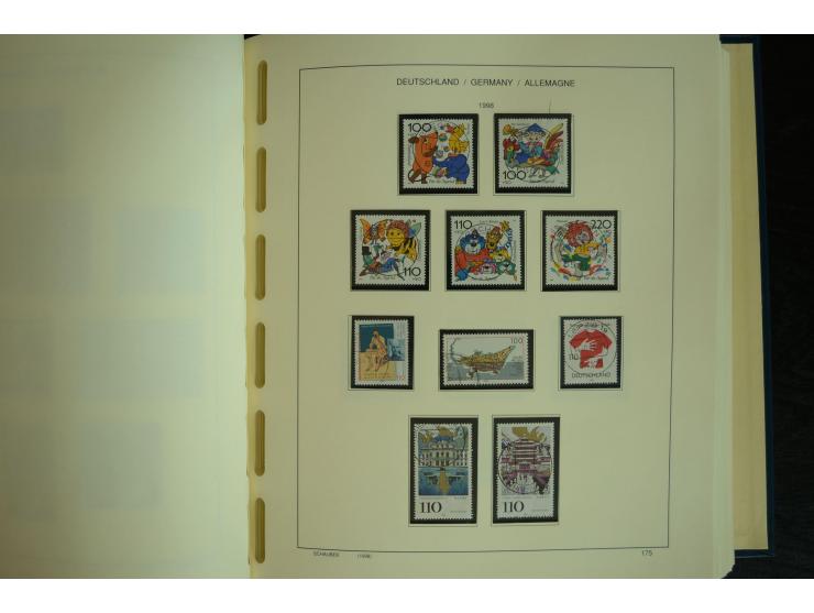 1945/2012, ungebrauchte/postfrische und gestempelte Sammlung, dabei Bizone mit besseren u.a. Mi.-Nr. 93I XG gestempelt mit Fo