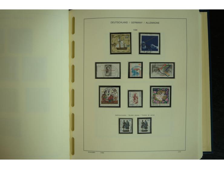 1945/2012, ungebrauchte/postfrische und gestempelte Sammlung, dabei Bizone mit besseren u.a. Mi.-Nr. 93I XG gestempelt mit Fo