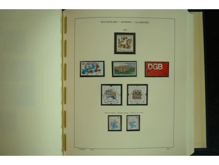 1945/2012, ungebrauchte/postfrische und gestempelte Sammlung, dabei Bizone mit besseren u.a. Mi.-Nr. 93I XG gestempelt mit Fo