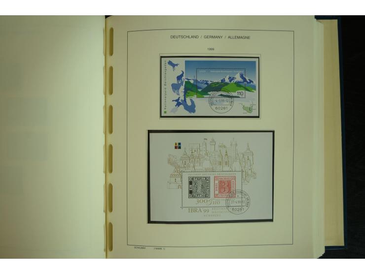 1945/2012, ungebrauchte/postfrische und gestempelte Sammlung, dabei Bizone mit besseren u.a. Mi.-Nr. 93I XG gestempelt mit Fo